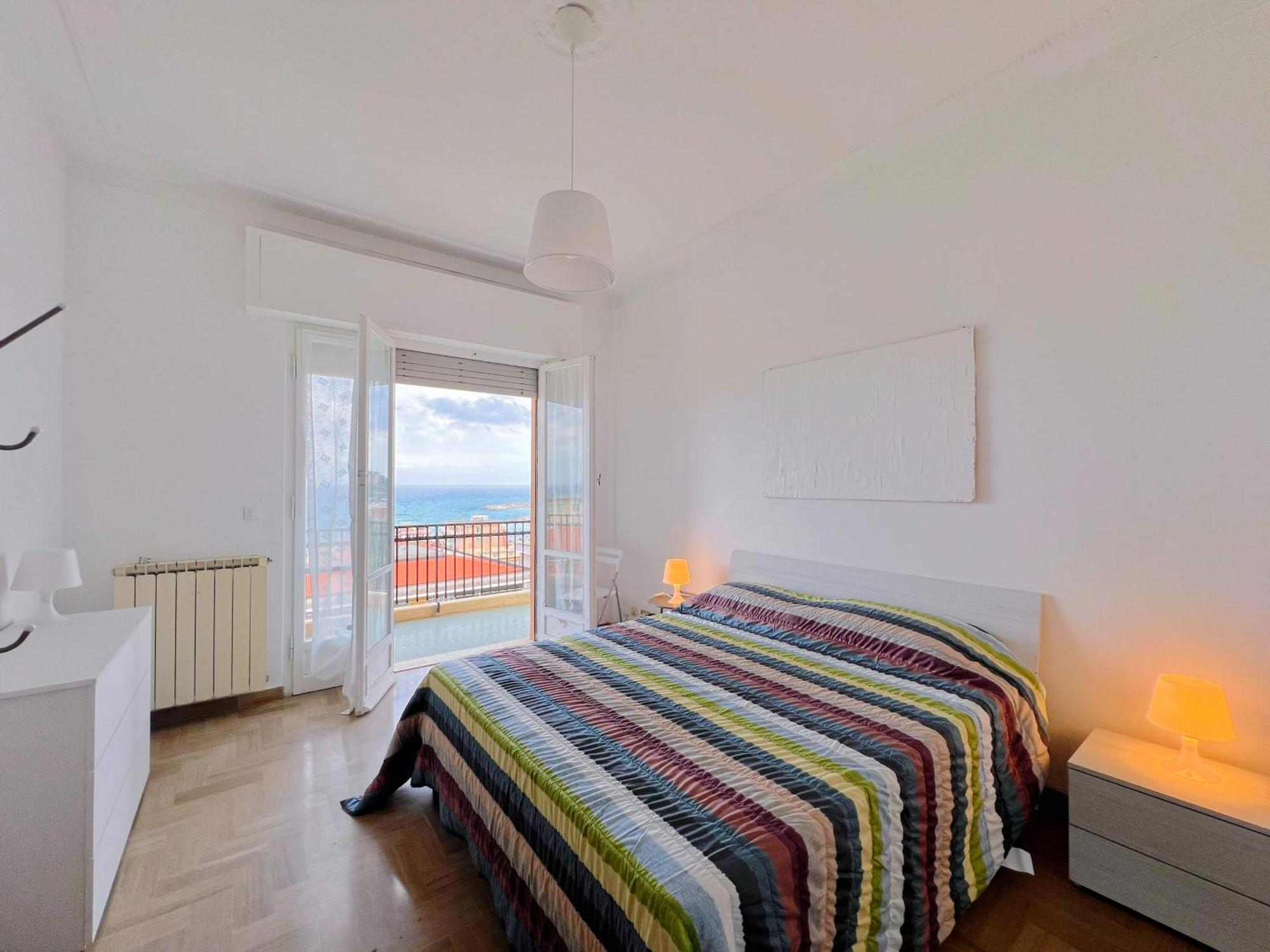 Ampio Appartamento Con Vista Varazze Zewnętrze zdjęcie
