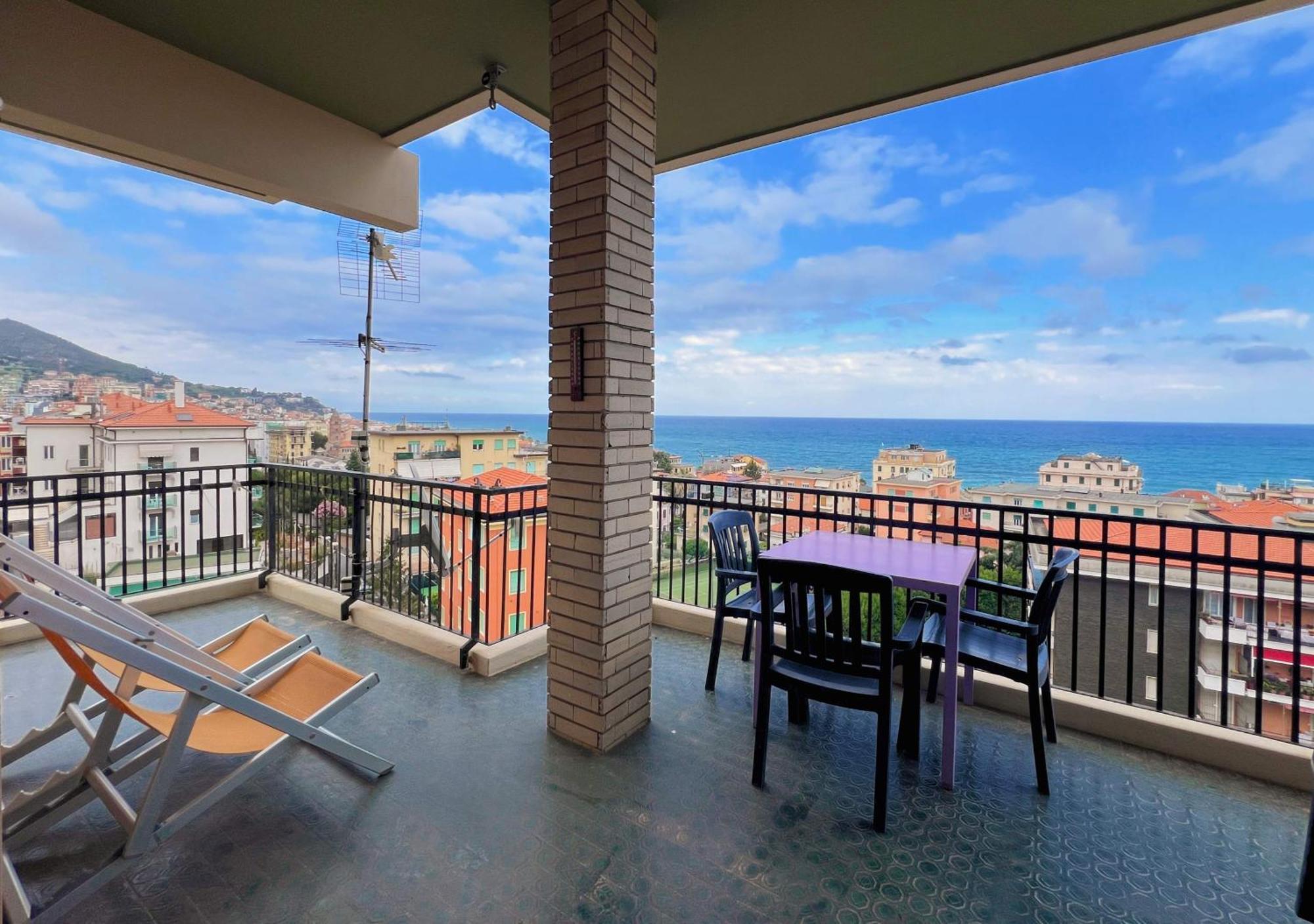 Ampio Appartamento Con Vista Varazze Zewnętrze zdjęcie